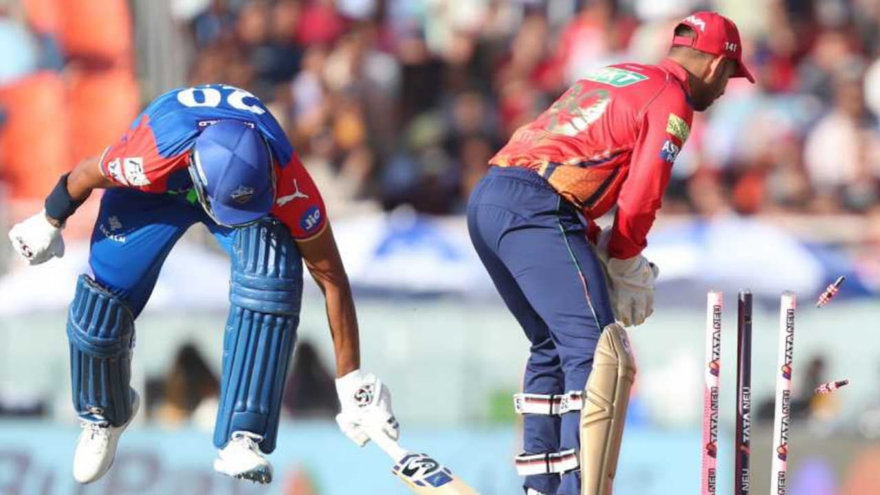 PBKS vs DC: বাদ মার্কাস স্টয়নিস ও করুণ নায়ার, দুই দলের একাদশে এন্ট্রি নিচ্ছেন এই দুই তারকা !! 6 PBKS vs DC: বাদ মার্কাস স্টয়নিস ও করুণ নায়ার, দুই দলের একাদশে এন্ট্রি নিচ্ছেন এই দুই তারকা !! 6