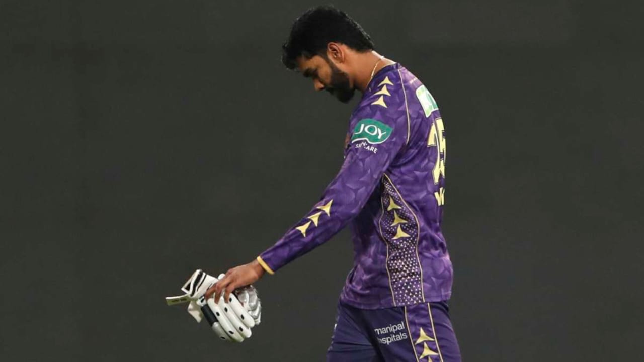 বাদ ভেঙ্কটেশ আইয়ার, ২০২৬ আইপিএলের আগেই এই প্রাক্তন তারকাকে ফিরিয়ে আনছে KKR !! 2 বাদ ভেঙ্কটেশ আইয়ার, ২০২৬ আইপিএলের আগেই এই প্রাক্তন তারকাকে ফিরিয়ে আনছে KKR !! 2