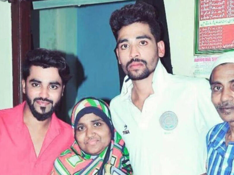 আমার বাবার জীবিকা…” ফুঁসে উঠলেন সিরাজ, ‘অটোওয়ালা’ কটাক্ষের কড়া জবাব দিলেন ক্রিকেট তারকা !! 7