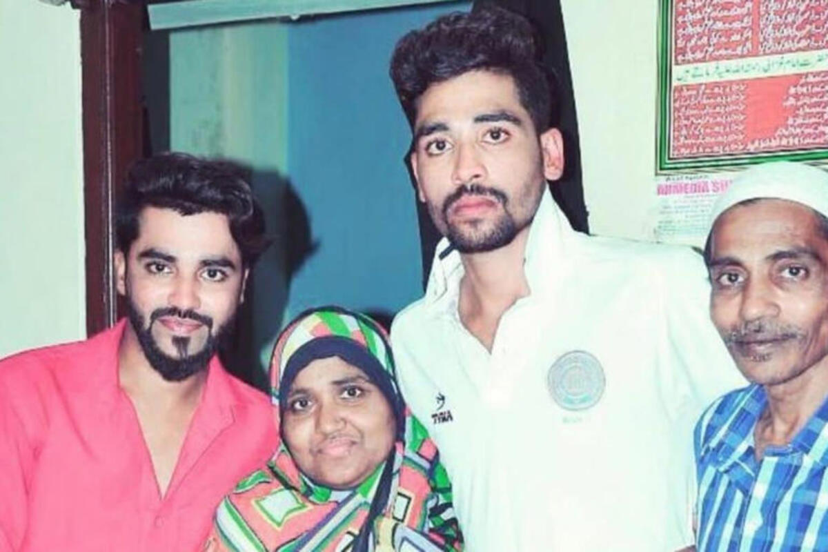 আমার বাবার জীবিকা…” ফুঁসে উঠলেন সিরাজ, ‘অটোওয়ালা’ কটাক্ষের কড়া জবাব দিলেন ক্রিকেট তারকা !! 1