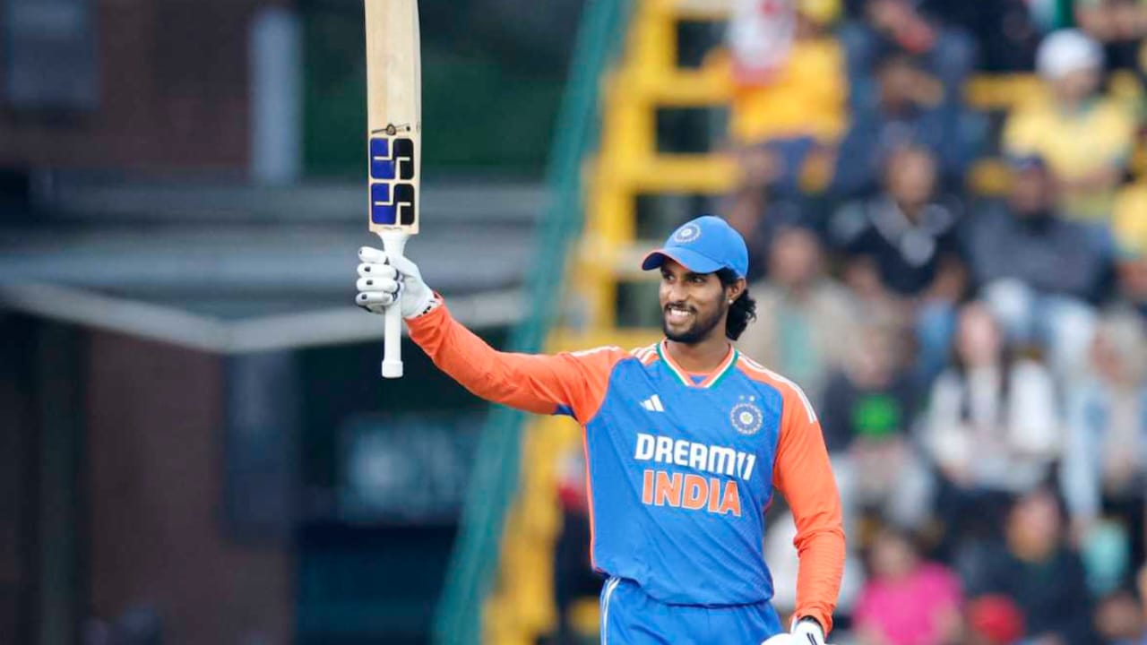 হার্দিক পান্ডিয়ার সাথে মাঠেই হাতাহাতি করা খেলোয়াড় টিম ইন্ডিয়াকে বললেন আলবিদা, ইংল্যান্ডের মাঠে তুলবেন ঝড় !! 2 হার্দিক পান্ডিয়ার সাথে মাঠেই হাতাহাতি করা খেলোয়াড় টিম ইন্ডিয়াকে বললেন আলবিদা, ইংল্যান্ডের মাঠে তুলবেন ঝড় !! 2