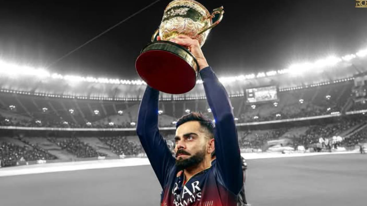 RCB'কে ট্রফি জেতানোর পিছনে যতটা বিরাট কোহলির অবদান রয়েছে ততটা অনুষ্কা শর্মারেরও !! 3 RCB'কে ট্রফি জেতানোর পিছনে যতটা বিরাট কোহলির অবদান রয়েছে ততটা অনুষ্কা শর্মারেরও !! 3