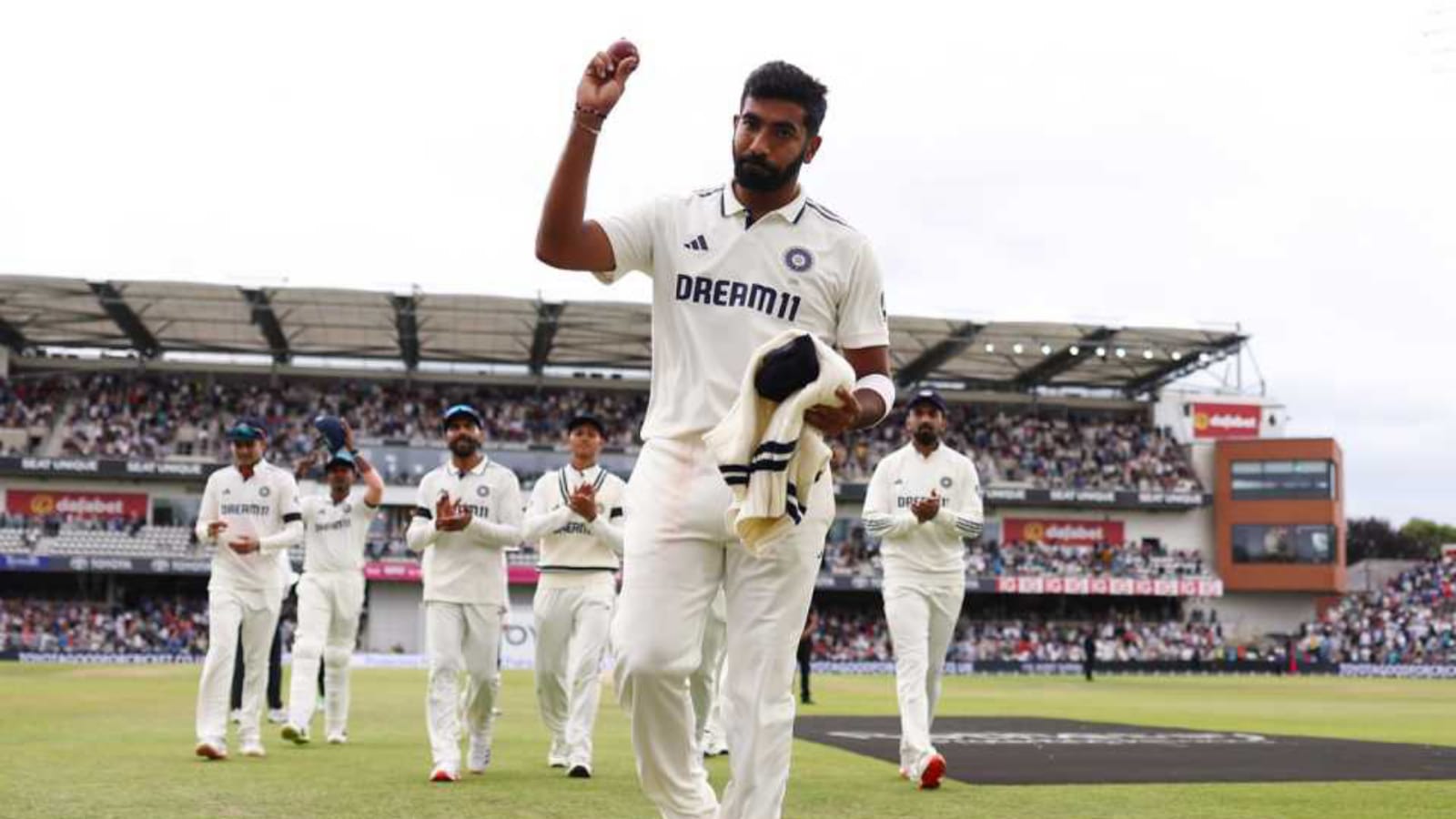 ইংল্যান্ডের বিপক্ষে দ্বিতীয় টেস্টের আগেই ছিটকে গেলেন এই তারকা পেসার, চাপের মুখে ভারতীয় শিবির !! 3 ইংল্যান্ডের বিপক্ষে দ্বিতীয় টেস্টের আগেই ছিটকে গেলেন এই তারকা পেসার, চাপের মুখে ভারতীয় শিবির !! 3