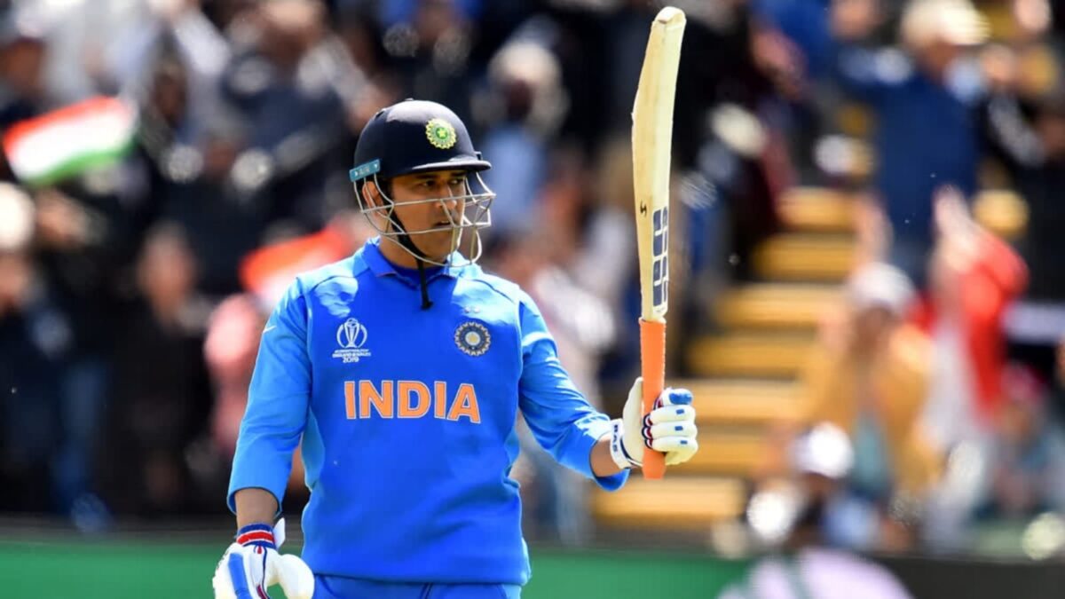 মহেন্দ্র সিং ধোনির করা সেরা ৫ ইনিংস, জন্মদিনে ফিরে দেখা স্মরণীয় অধ্যায় !! 1