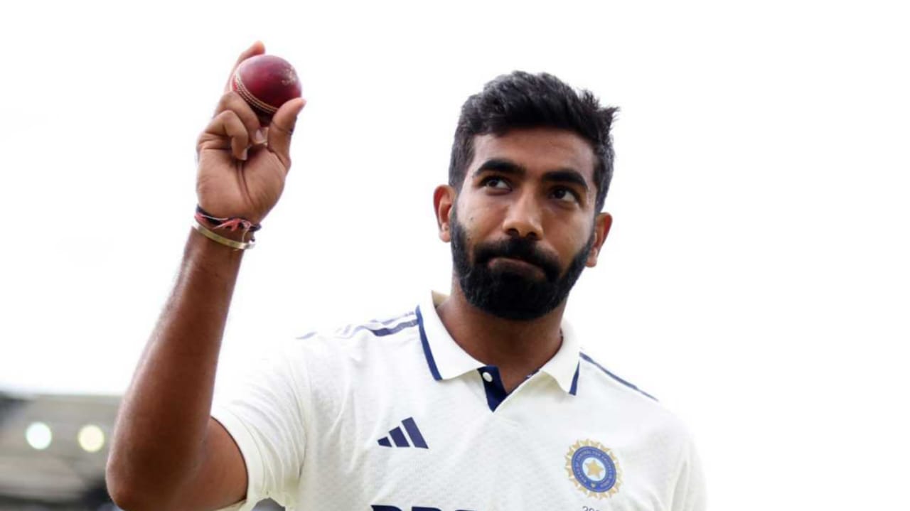 "নিজে এসে বল কর..", সমর্থকদের কথায় বিরক্ত হয়ে জসপ্রীত বুমরাহের অদ্ভুত জবাব, ভিডিও ভাইরাল সোশ্যাল মিডিয়ায় !! 2 "নিজে এসে বল কর..", সমর্থকদের কথায় বিরক্ত হয়ে জসপ্রীত বুমরাহের অদ্ভুত জবাব, ভিডিও ভাইরাল সোশ্যাল মিডিয়ায় !! 2
