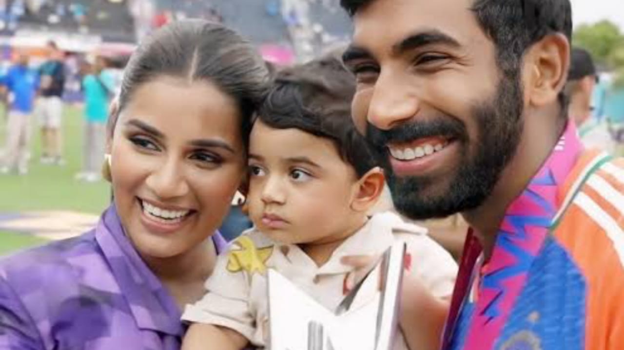 "বিসিসিআই ভুল করেছে..", বিদেশ সফরে ক্রিকেটারদের পরিবারের ওপর নিষেধাজ্ঞার বিষয়ে সরব হলেন সুরেশ রায়না !! 3 "বিসিসিআই ভুল করেছে..", বিদেশ সফরে ক্রিকেটারদের পরিবারের ওপর নিষেধাজ্ঞার বিষয়ে সরব হলেন সুরেশ রায়না !! 3