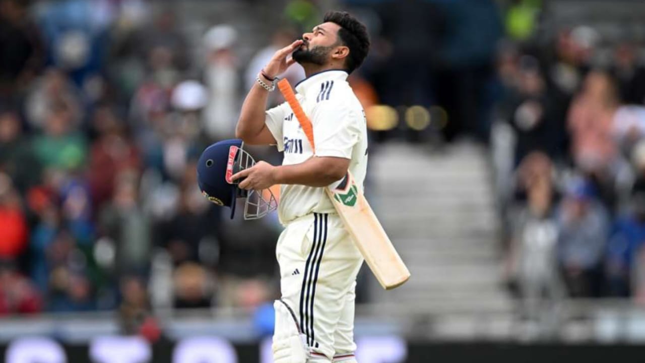 "ওকে ক্যাপ্টেন করা উচিত", ঋষভ পান্থের প্রশংসায় দিল্লি ক্যাপিটালসের হেড কোচ-BCCI'কে নিল একহাত !! 3
