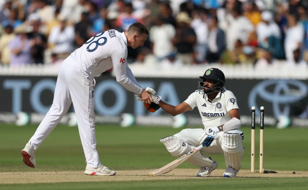 IND vs ENG 3rd Test: “যত গর্জন তত বর্ষণ নয়…” লর্ডসে পরাজয় টিম ইন্ডিয়া’র, আক্ষেপ আর হতাশায় ভরলো নেটমাধ্যম !! 3 Harry Brook and Mohammed Siraj | IND vs ENG | Image: Getty Images