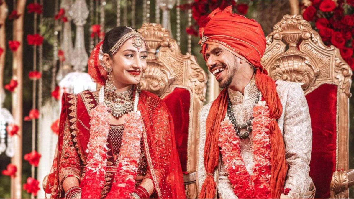 “শান্তির থেকে বড় কিছু…” ডিভোর্স প্রসঙ্গে মুখ খুললেন ধনশ্রী, চাহালকে নিলেন একহাত !! 1