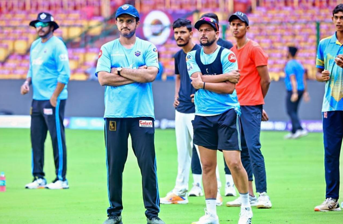 “কুলদীপের খেলা উচিৎ ছিলো…” গম্ভীরের সিদ্ধান্তকে প্রশ্ন সৌরভের, মুখ খুললেন পিচ বিতর্ক প্রসঙ্গেও !! 2 Sourav Ganguly and Kuldeep Yadav | IND vs ENG | Image: Twitter