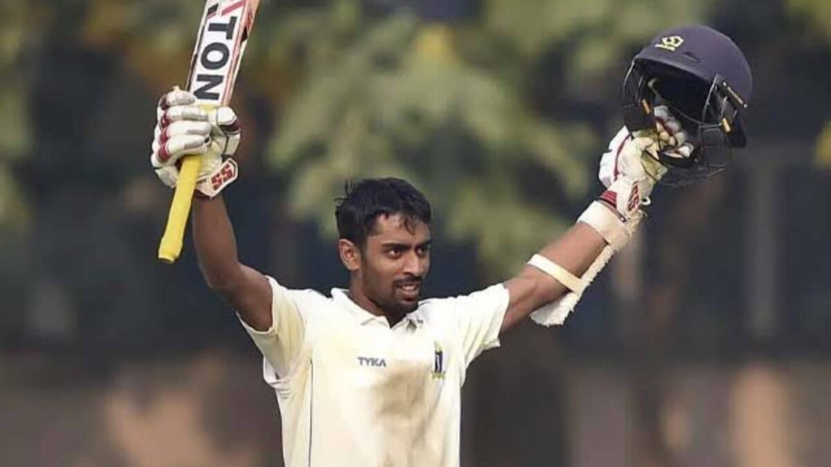 ৬,৪,৪,৪,৪,৪.. ধারাবাহিকভাবে বঞ্চিত অভিমন্যু ইশ্বরন দলীপ ট্রফিতে ব্যাট হাতে জ্বলে উঠে দিলেন যোগ্য জবাব !! 1
