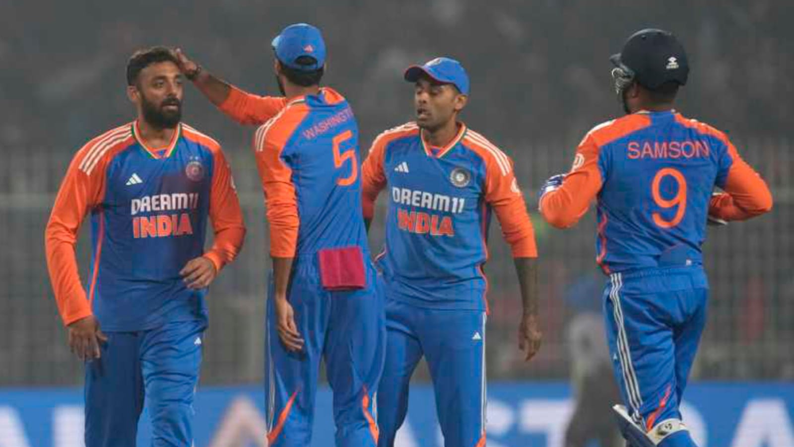 এশিয়া কাপের আগেই কোটি টাকার ক্ষতির মুখে BCCI, হঠাৎ ব্যান হলো স্পন্সর সংস্থা !! 2 এশিয়া কাপের আগেই কোটি টাকার ক্ষতির মুখে BCCI, হঠাৎ ব্যান হলো স্পন্সর সংস্থা !! 2