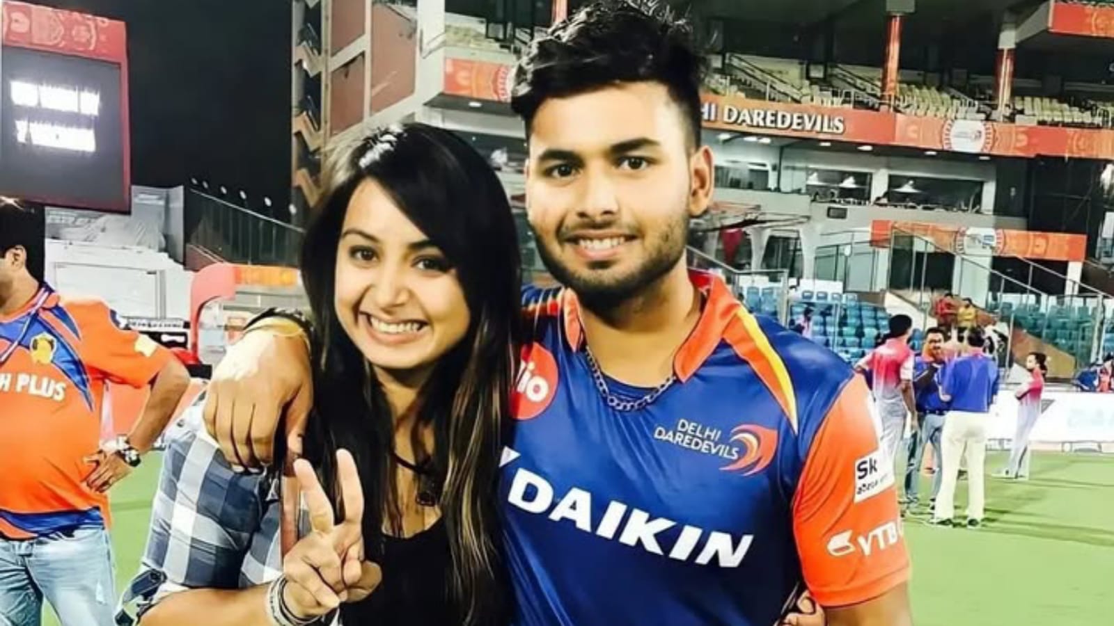 Top 5: ভারতীয় ক্রিকেটের ৫ জনপ্রিয় ভাই-বোন জুটি যাদের বন্ধন ভক্তদের মন ছুঁয়ে গেছে !! 4 Top 5: ভারতীয় ক্রিকেটের ৫ জনপ্রিয় ভাই-বোন জুটি যাদের বন্ধন ভক্তদের মন ছুঁয়ে গেছে !! 4