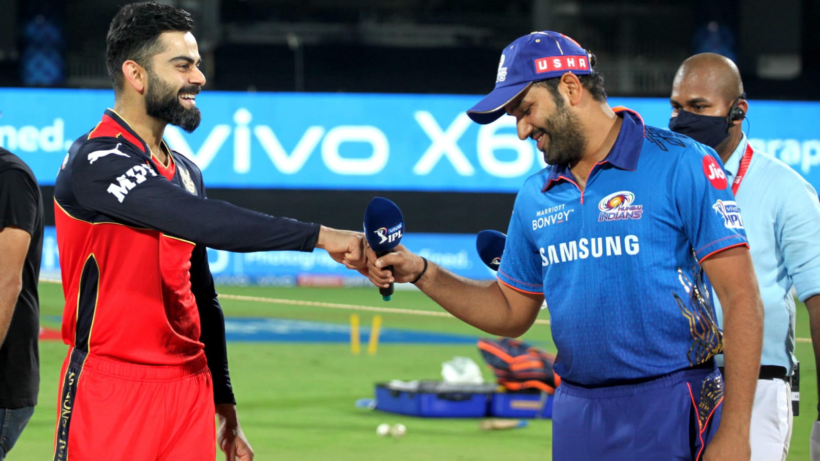 বাদ গেইল-রায়না, আইপিএলে সর্বকালের সেরা একাদশ বাছাই করলেন এবি ডিভিলিয়ার্স !! 2 বাদ গেইল-রায়না, আইপিএলে সর্বকালের সেরা একাদশ বাছাই করলেন এবি ডিভিলিয়ার্স !! 2