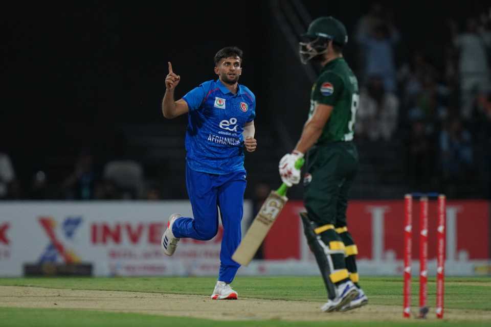 "আবারও ‘১৮’ আতঙ্ক..." আফগানিস্তানের কাছে হারে রমিজ রাজার কটাক্ষ পাকিস্তানকে !! 2 রমিজ রাজা