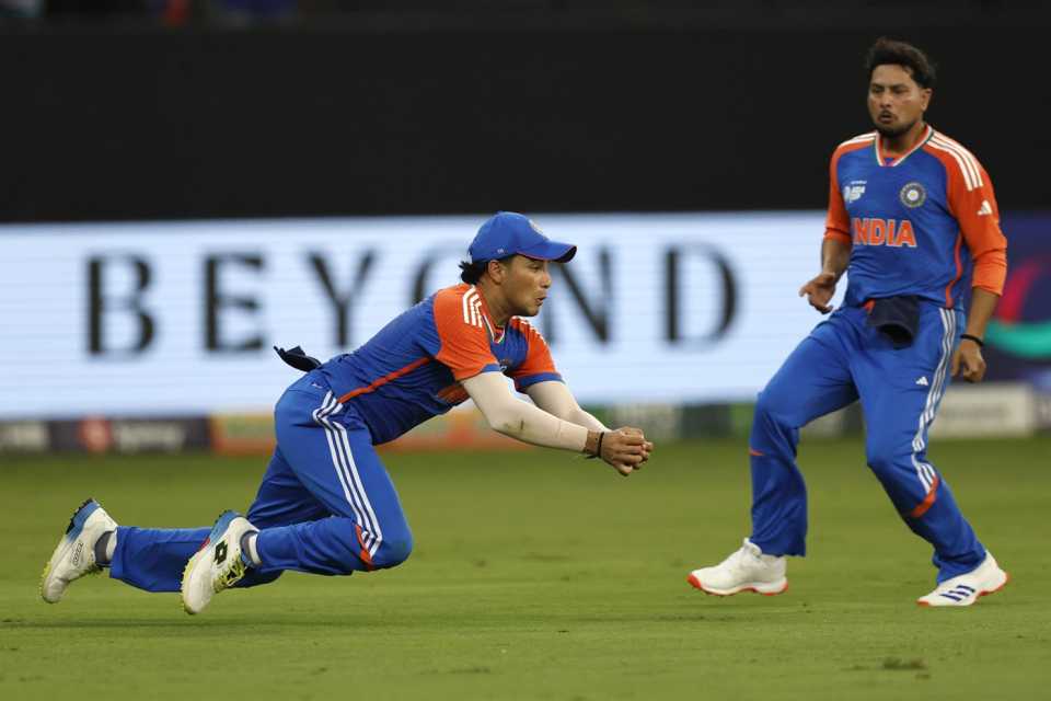 IND vs PAK ASIA CUP 2025 HIGHLIGHTS: সুপার ফোরে শীর্ষে ভারত, পাকিস্তানকে নাস্তানাবুদ করে বড় জয় পেল স্কাইরা !! 18