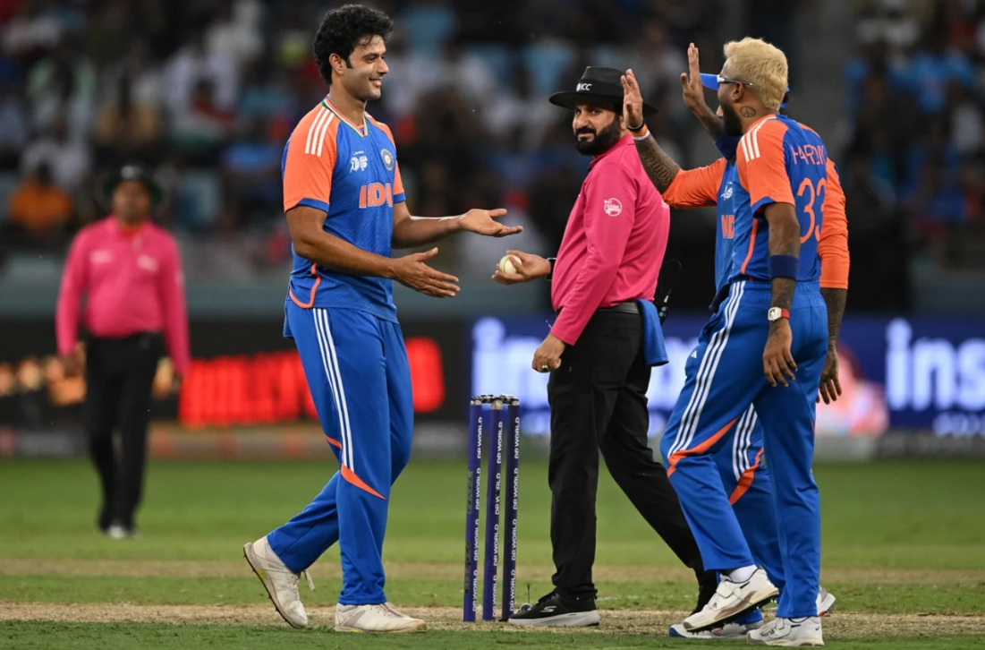 Asia Cup 2025: কুলদীপ-শিবম যুগলবন্দীতে নাজেহাল আমিরশাহী, ইনিংস থামলো মাত্র ৫৭ রানেই !! 3 Shivam Dube and Hardik Pandya | Asia Cup | Image: Getty Images