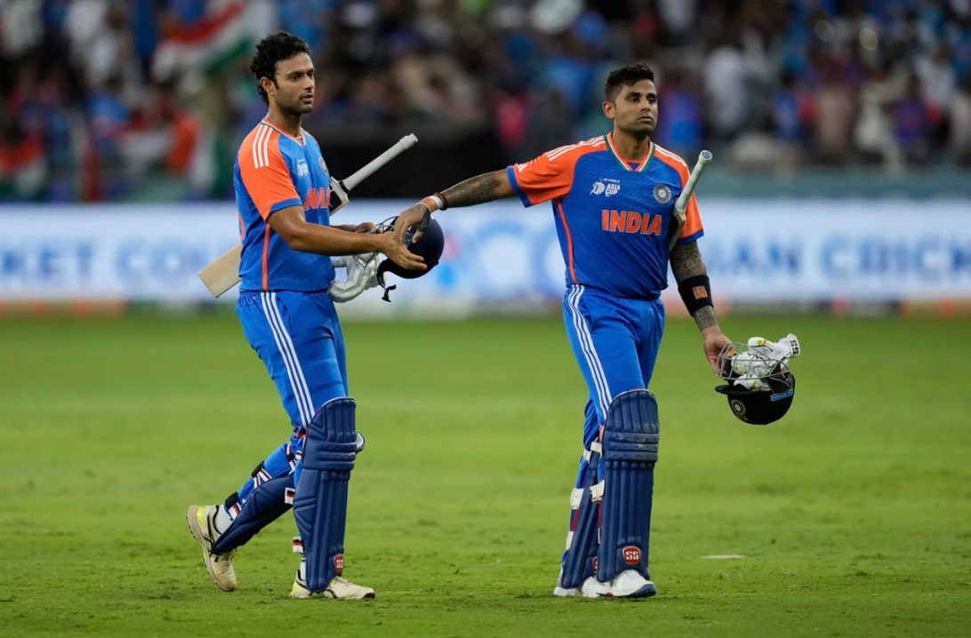 জাতীয় সঙ্গীতের বদলে বাজলো ‘জলেবি বেবি’, ম্যাচ শুরুর আগেই বিপাকে পাকিস্তান !! 3 Suryakumar Yadav and Shivam Dube | Asia Cup 2025 | Image: Getty Images