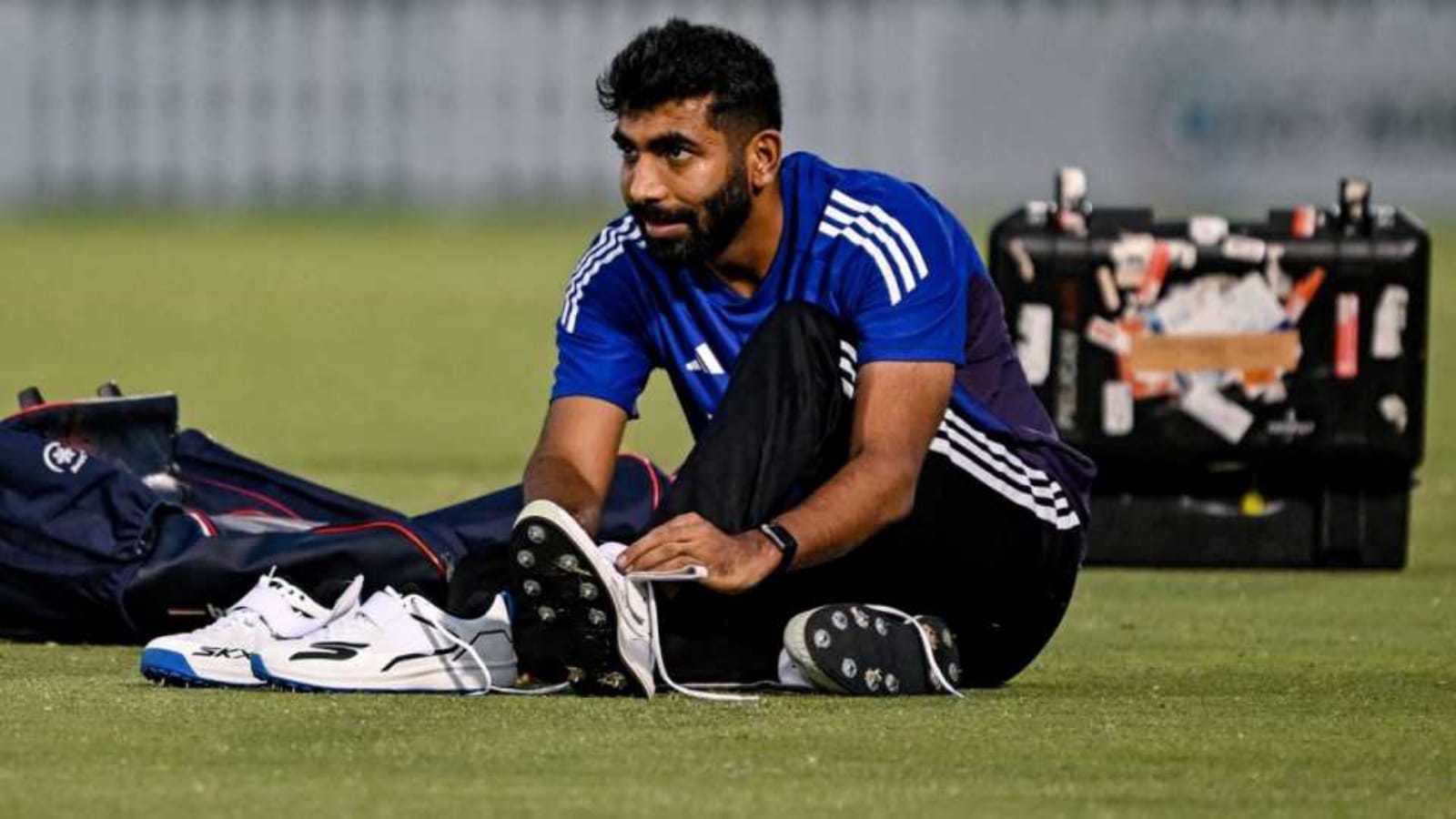 "খেলতে হবে না ওকে..", পাকিস্তানের বিরুদ্ধে বুমরাহকে দলে চাননা গাভাস্কার, করলেন বিস্ফোরক মন্তব্য !! 2