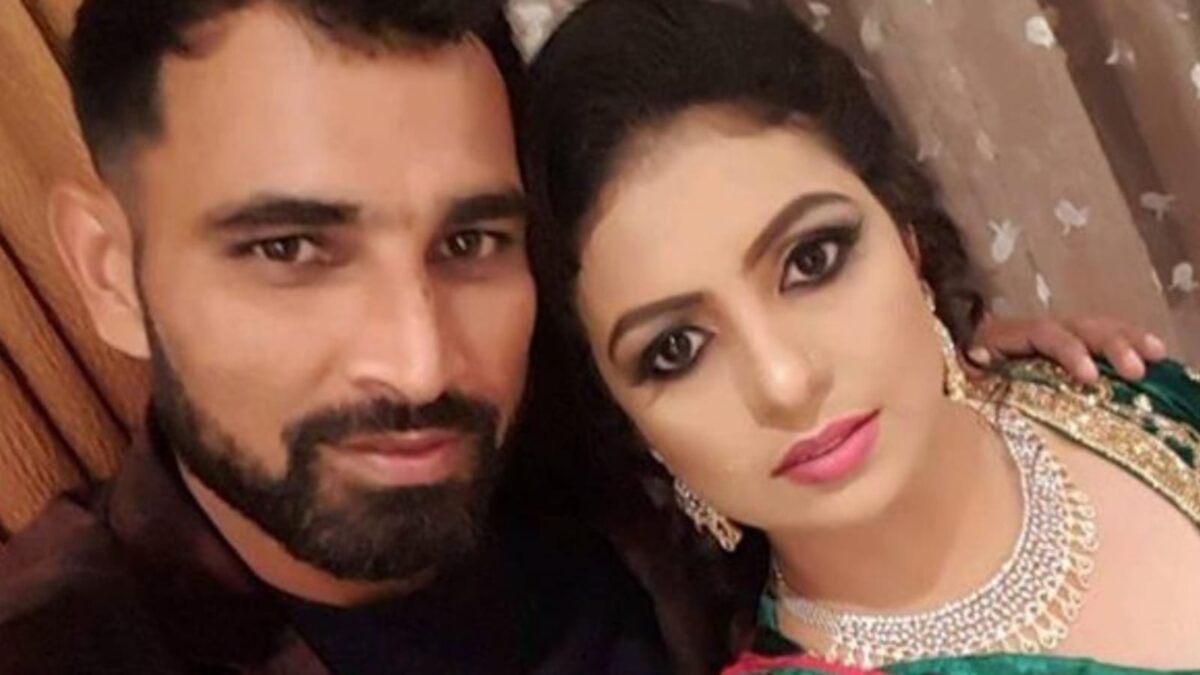 রাজনীতিতে পা রাখলেন হাসিন জাহান, এই দলের হয়েই ভোটে দাঁড়াতে চলেছেন শামির প্রাক্তন স্ত্রী !! 1