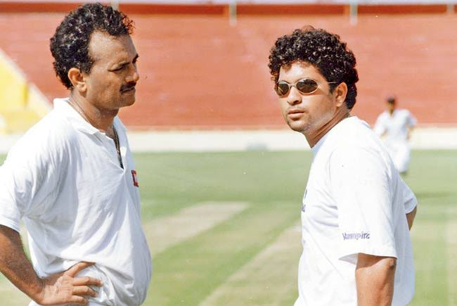 ভারতীয় ক্রিকেটে বিস্ফোরণ, হেড কোচের বিরুদ্ধে খেলোয়াড়দের বিদ্রোহে নড়েচড়ে বসলো BCCI !! 3 ভারতীয় ক্রিকেটে বিস্ফোরণ, হেড কোচের বিরুদ্ধে খেলোয়াড়দের বিদ্রোহে নড়েচড়ে বসলো BCCI !! 2