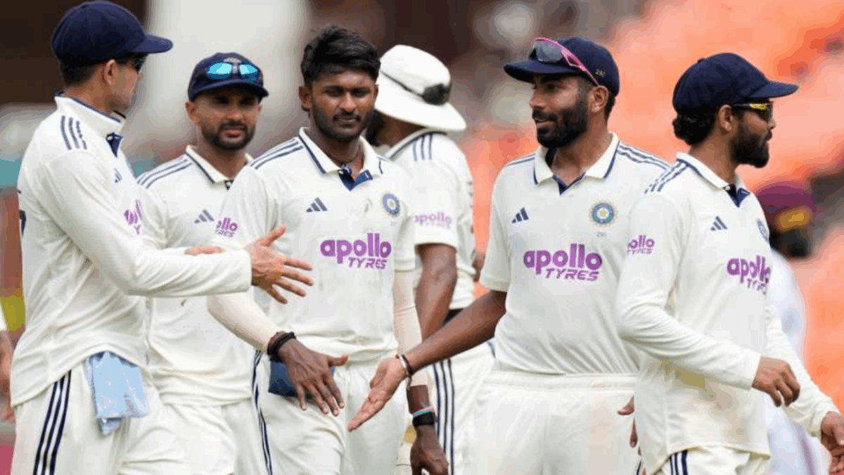 IND vs WI: সিরাজ-বুমরাহর আগুনে বোলিংয়ে ১৬২ রানে অলআউট ক্যারিবিয়ানরা, রাহুলের ব্যাটে দারুণ শুরু ভারতের !! 1