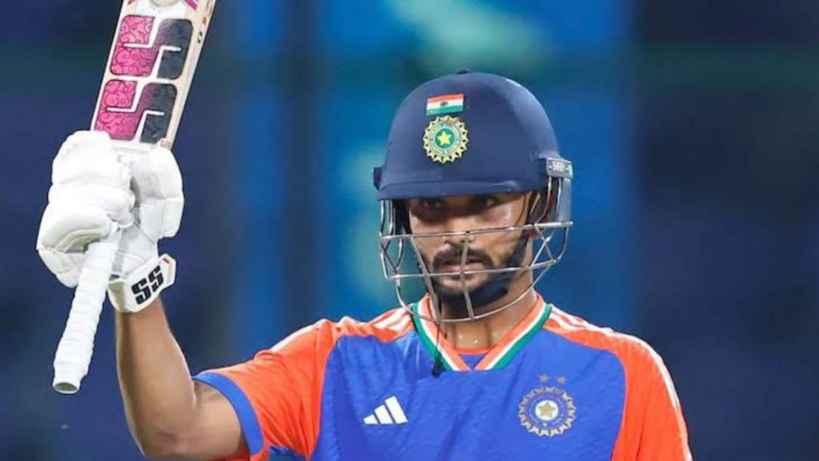 অস্ট্রেলিয়ার বিপক্ষে টি২০ সিরিজ থেকে ছিটকে গেল তারকা অলরাউন্ডার, বড় ধাক্কা ভারতীয় দলে !! 2 অস্ট্রেলিয়ার বিপক্ষে টি২০ সিরিজ থেকে ছিটকে গেল তারকা অলরাউন্ডার, বড় ধাক্কা ভারতীয় দলে !! 1