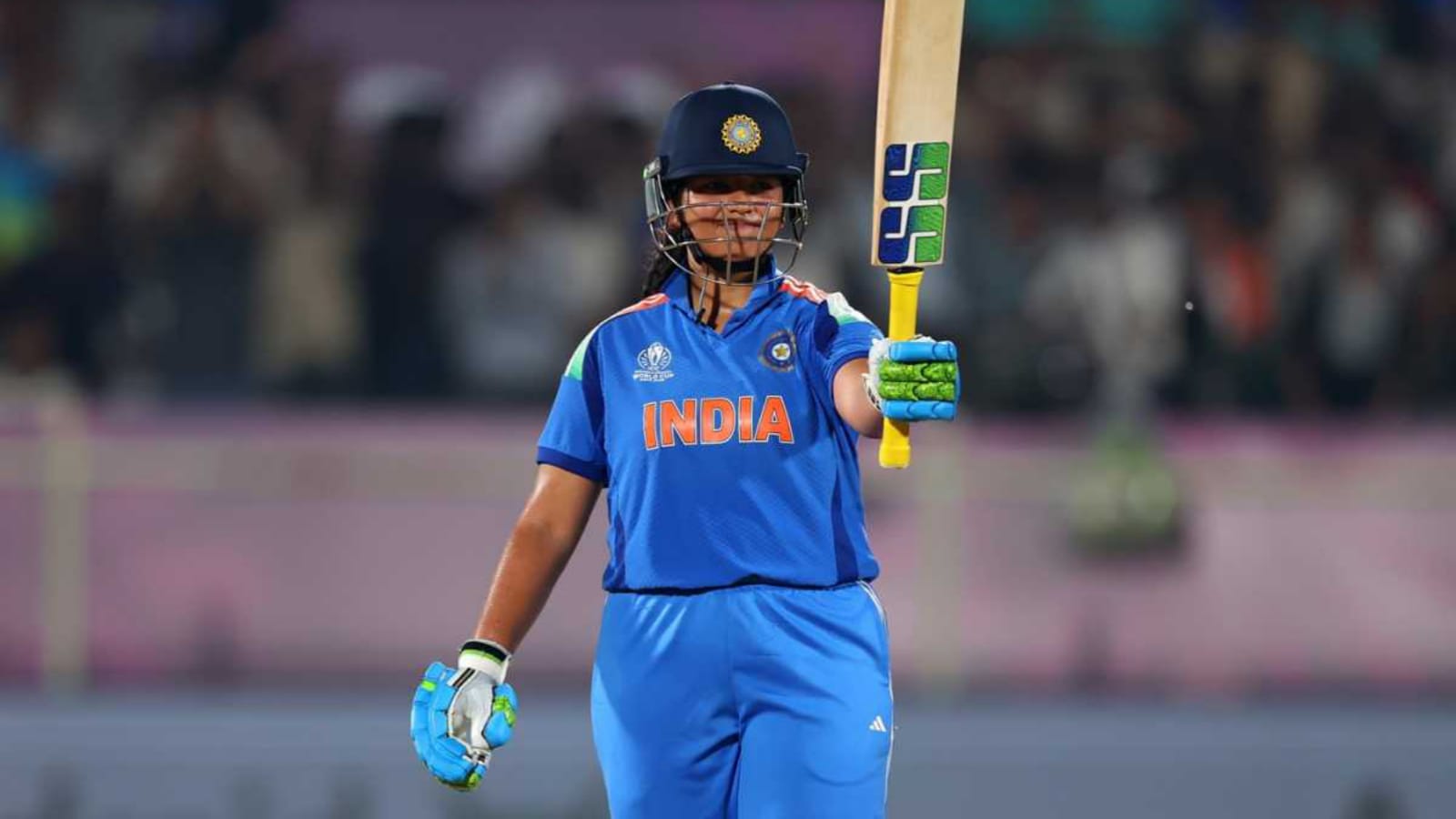 অবশেষে ঘুম ভাঙল রাজ্য সরকারের, রিচা ঘোষকে সন্মান জানাতে দেওয়া হল বিশেষ প্রস্তাব !! 2 অবশেষে ঘুম ভাঙল রাজ্য সরকারের, রিচা ঘোষকে সন্মান জানাতে দেওয়া হল বিশেষ প্রস্তাব !! 2