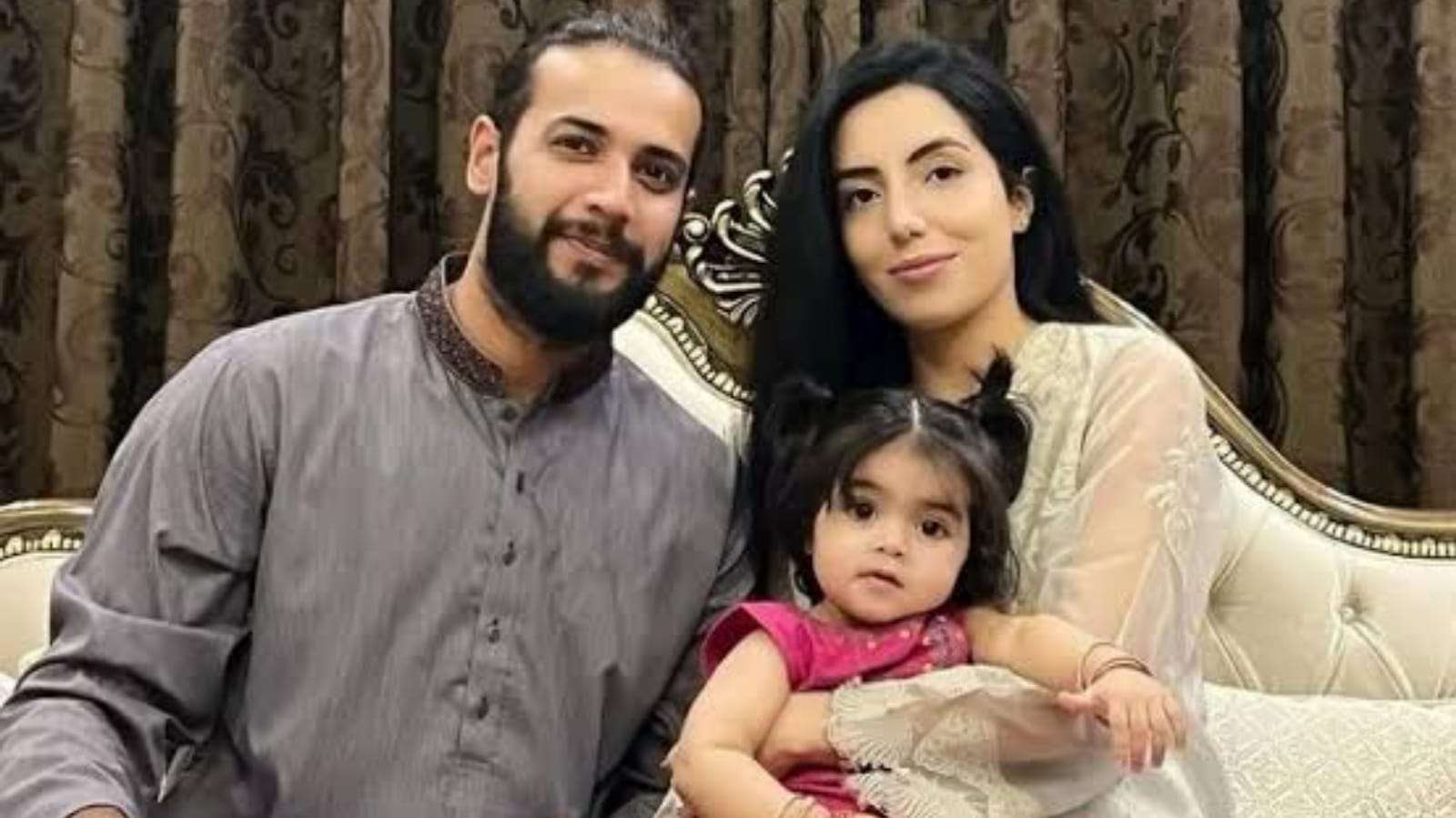 বিবাহ বিচ্ছেদের পথে আরও এক তারকা ক্রিকেটার, সোশ্যাল মিডিয়ায় নিজেই করলেন নিশ্চিত !! 3 বিবাহ বিচ্ছেদের পথে আরও এক তারকা ক্রিকেটার, সোশ্যাল মিডিয়ায় নিজেই করলেন নিশ্চিত !! 3