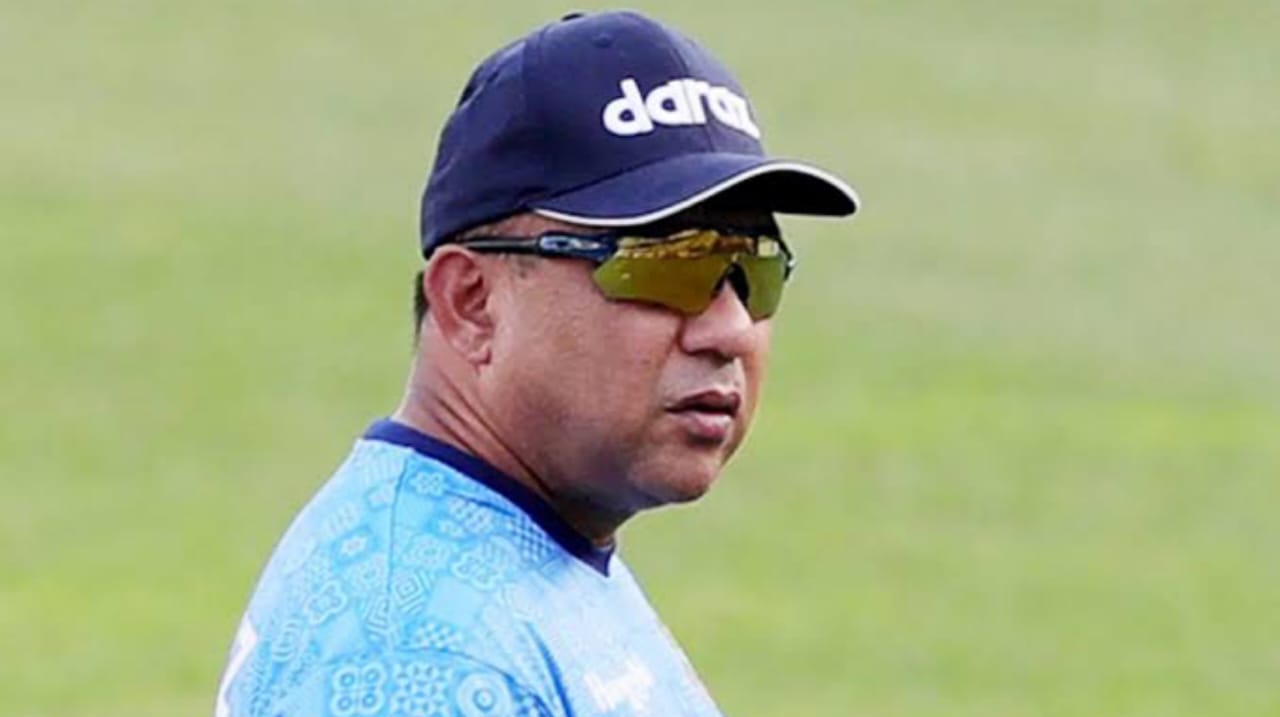 অনুশীলনের জন্য নেই বল, রেগে গিয়ে অটোরিকশা করে মাঠ ছাড়লেন BPL ফ্র্যাঞ্চাইজির প্রধান কোচ !! 3