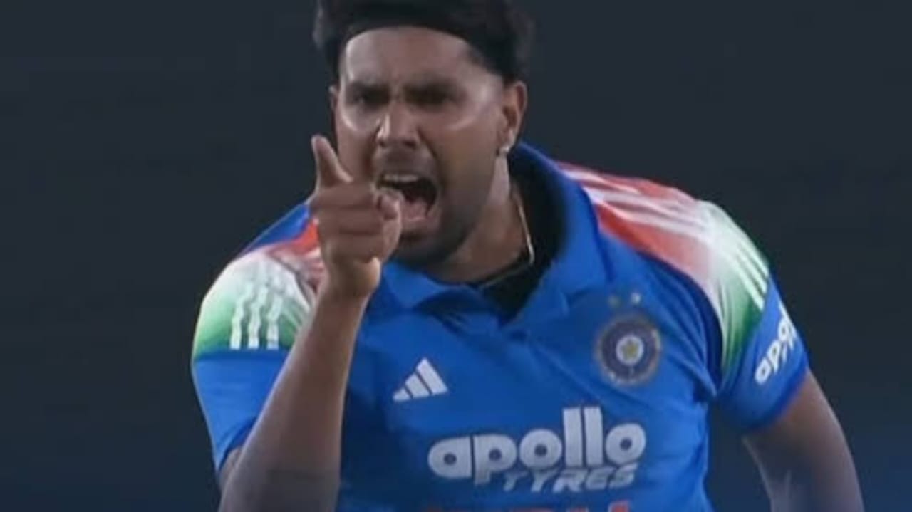 "ও তো মহম্মদ শামি নয়..", হর্ষিত রানার পারফর্মেন্স নিয়ে বিস্ফোরক মন্তব্য করলেন ভারতের প্রাক্তন তারকা !! 3