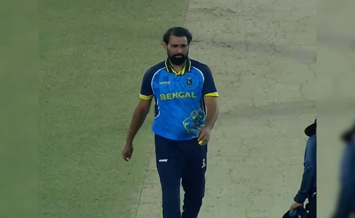 "অকারণে বাদ দেওয়া হচ্ছে ..", শামি জায়গা না পাওয়ায় অজিত আগরকরকে আক্রমণ সৌরভ গাঙ্গুলীর !! 2 শামি