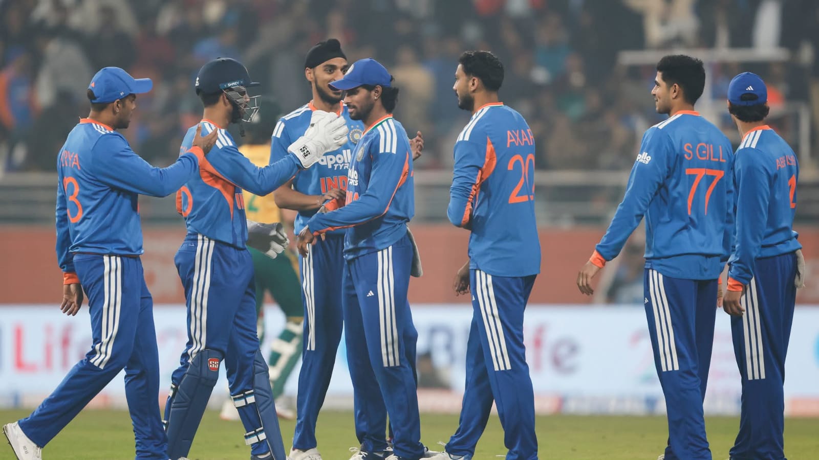 "হার্দিকের আত্মহত্যা করা উচিত..', গম্ভীরের অদ্ভুত পরিকল্পনা নিয়ে কটাক্ষ নেটিজেনদের !! 2 "হার্দিকের আত্মহত্যা করা উচিত..', গম্ভীরের অদ্ভুত পরিকল্পনা নিয়ে কটাক্ষ নেটিজেনদের !! 2