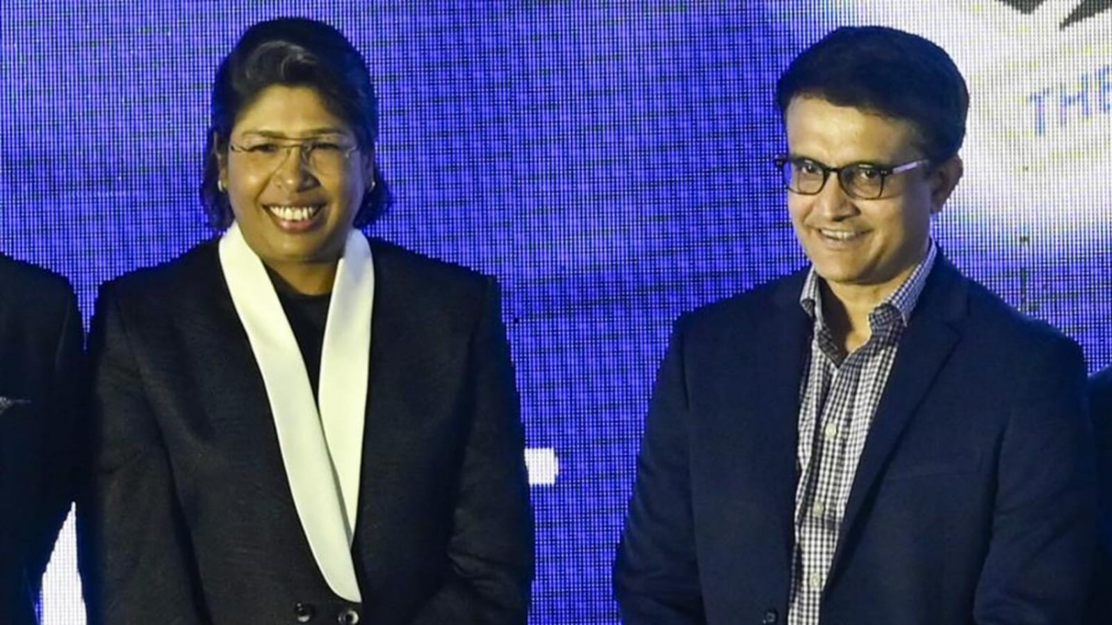 বাদ গেলেন না ভারতের প্রাক্তন অধিনায়কও, SIR'এর শুনানিতে ডাক পেলেন কিংবদন্তি তারকা !! 2 বাদ গেলেন না ভারতের প্রাক্তন অধিনায়কও, SIR'এর শুনানিতে ডাক পেলেন কিংবদন্তি তারকা !! 2