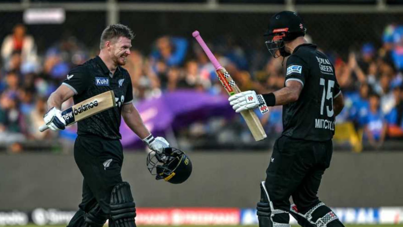 ড্যারিল মিচেল-ফিলিপসের দুরন্ত ব্যাটিংয়ে ধ্বংস ভারতীয় বোলিং, রানের পাহাড় গড়ল নিউজিল্যান্ড !! 3