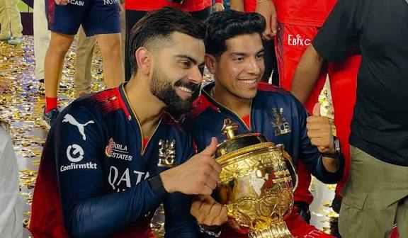 RCB'এর ট্রফি জয়ী তারকার স্ক্রিনশট ভাইরাল, গার্লফ্রেন্ড তুললেন প্রতারণার অভিযোগ !! 2