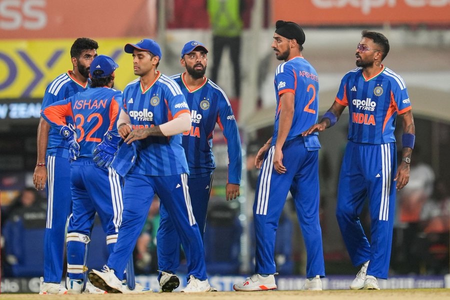 কিউইদের বিপক্ষে লজ্জার রেকর্ড জসপ্রীত বুমরাহের, বিশ্বকাপের আগে চিন্তায় দল !! 2 বিশ্বকাপ