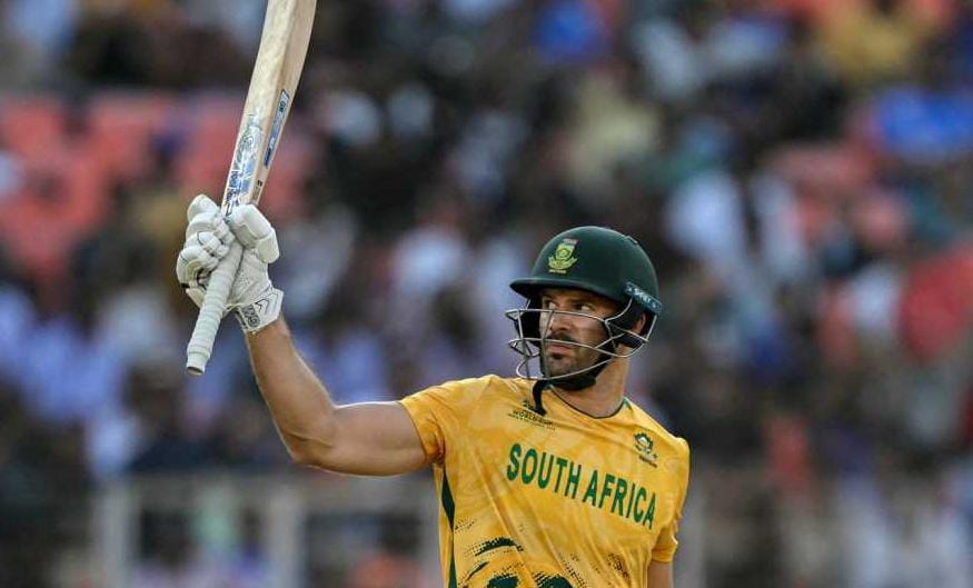 মার্করাম-ডি ককের দুরন্ত ইনিংসে সেমিফাইনালে দঃ আফ্রিকা, আশা আলো দেখছে ভারত !! 3 মার্করাম-ডি ককের দুরন্ত ইনিংসে সেমিফাইনালে দঃ আফ্রিকা, আশা আলো দেখছে ভারত !! 3