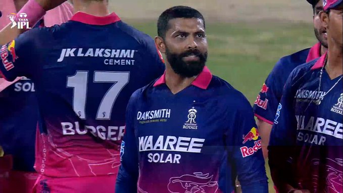 “ম্যায় তুমকো পালা হুঁ রে..." CSK'র বিরুদ্ধে ২ উইকেট তুলে নিলেন জাদেজা, সমাজ মাধ্যমে চর্চা শুরু !! 2 জাদেজা