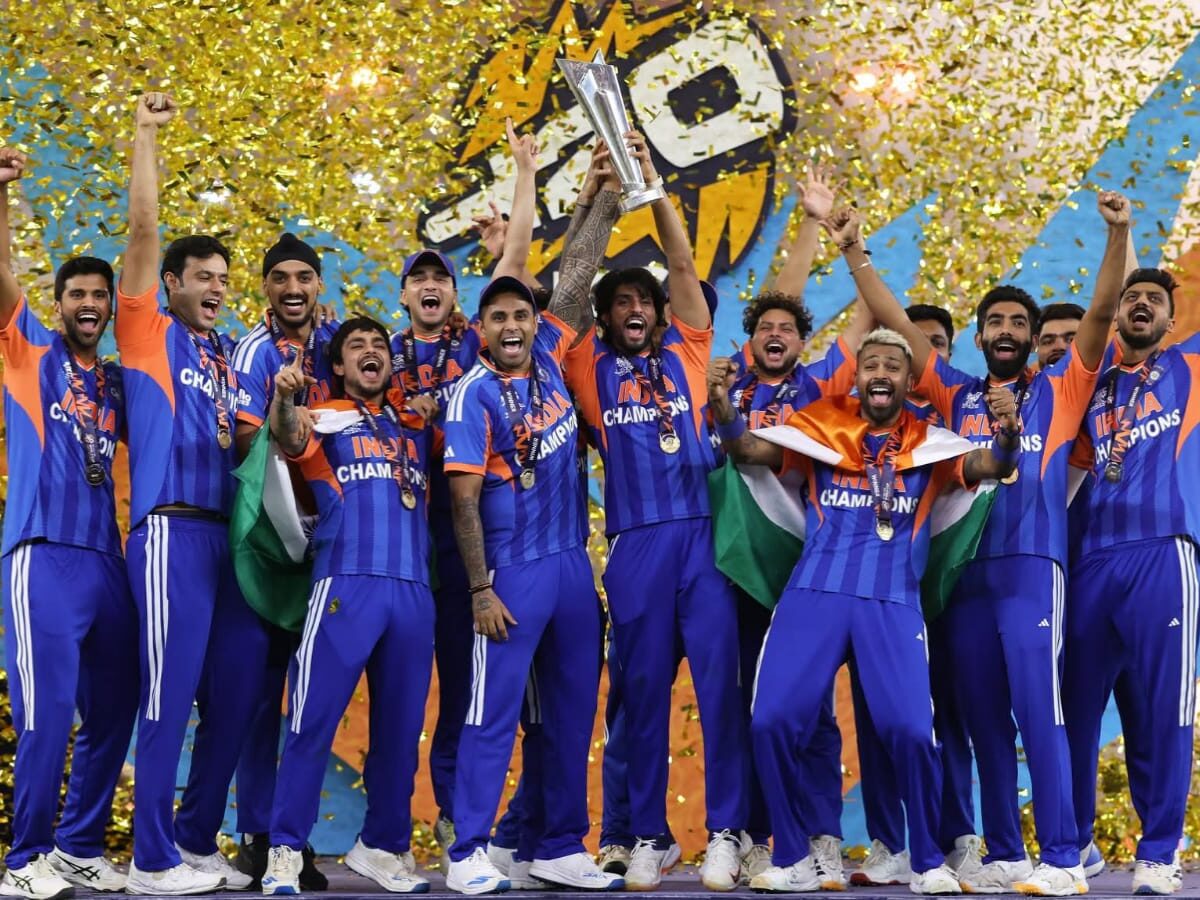 ধোনি , টিম ইন্ডিয়া