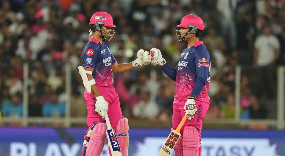 "উফ্ কাঁদিয়ে ছেড়ে দিয়েছে..", যশস্বী-জুরেলের দুরন্ত লড়াই, গুজরাটের বিপক্ষে বিশাল লক্ষ্যমাত্রা দিল রাজস্থান !! 2