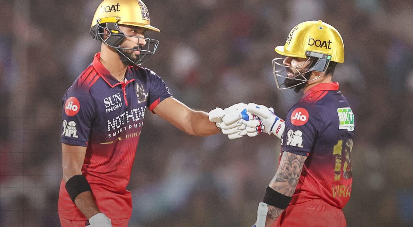 "কোমায় পাঠিয়ে দিয়েছে..", RCB'এর ঝড়ে উড়ে গেল দিল্লি, লজ্জার রেকর্ডে কটাক্ষের মুখে অক্ষররা !! 2