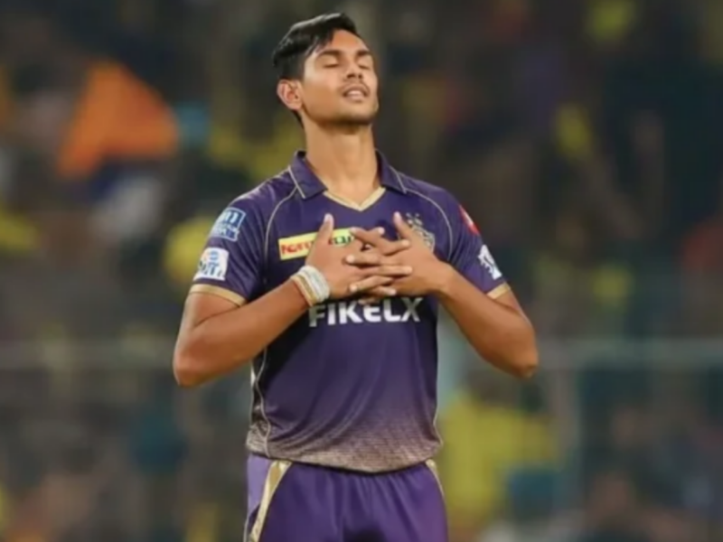 টানা হারের মাঝে স্বস্তি! KKR শিবিরে যোগ দিলেন মাতিশা পাথিরানা 5