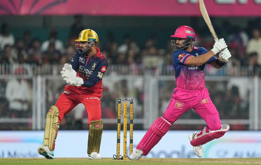 "ঘটি বাঁকিয়ে দিয়েছে মনা..", বৈভব-জুরেলের ব্যাটিং ঝড়ে উড়ে গেল RCB, সোশ্যাল মিডিয়ায় কঠিন ক্লাস ভক্তদের !! 2 "ঘটি বাঁকিয়ে দিয়েছে মনা..", বৈভব-জুরেলের ব্যাটিং ঝড়ে উড়ে গেল RCB, সোশ্যাল মিডিয়ায় কঠিন ক্লাস ভক্তদের !! 2