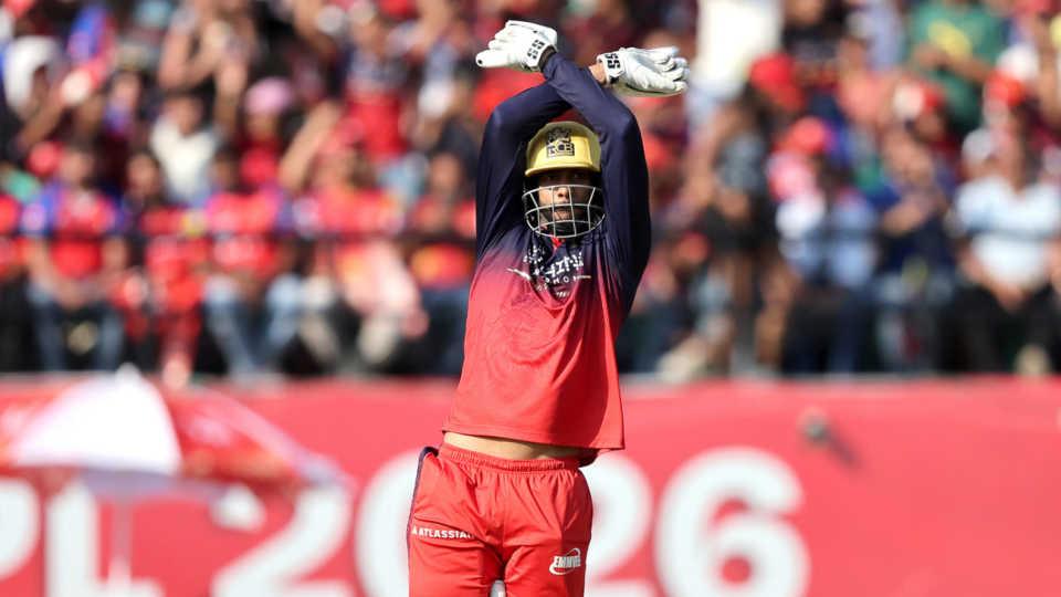 RCB'এর হয়ে বিধ্বংসী ইনিংস ভেঙ্কটেশ আইয়ারের, KKR'কে ভুল প্রমাণ করে দিলেন বার্তা !! 2
