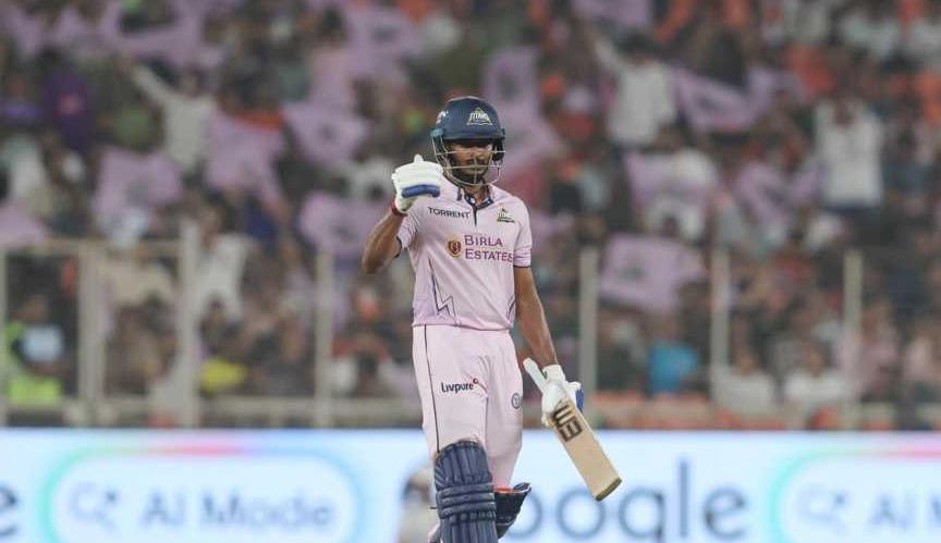 "বাঘ করে মিউ-মিউ" হায়দ্রাবাদের সামনে সাই-সুন্দরের কঠিন লড়াই, গুজরাটের বিপর্যয় নিয়ে কটাক্ষ ভক্তদের !! 2