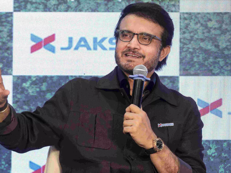 নতুন সরকারের বড় সিদ্ধান্ত, সৌরভ গাঙ্গুলীর নিরাপত্তা দু’ধাপ কমানো হল !! 3